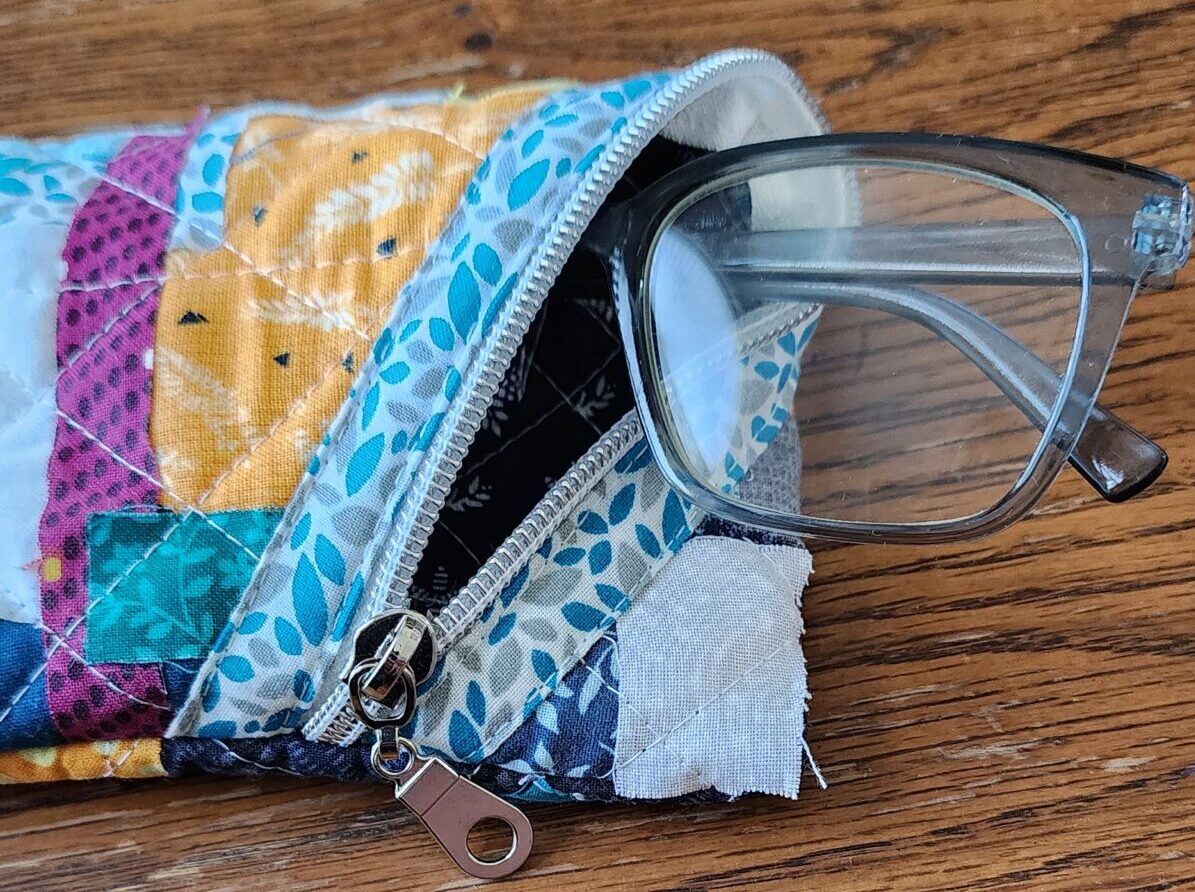 Quilted Pencil Pouch - Image 6